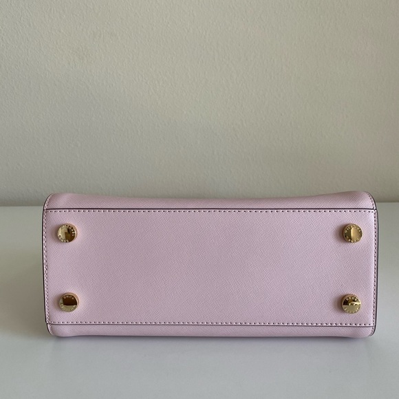 Michael Kors purse and wristlet set